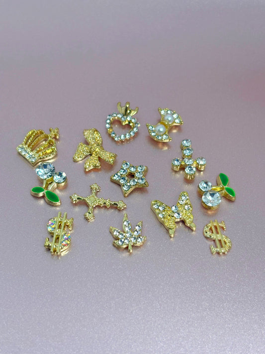 10 Gold Charms
