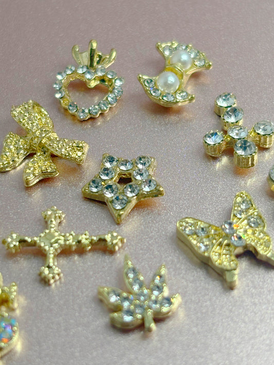 10 Gold Charms